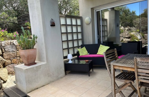 Marine de Saint Ambroggio Apartment | 2-room rental Sant Ambroggio 100 m from the beach and shops near Calvi