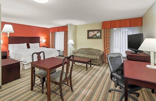 Midlothian Hotel | 2-Star Hotel ∙ Hampton Inn Richmond-SW Hull Street