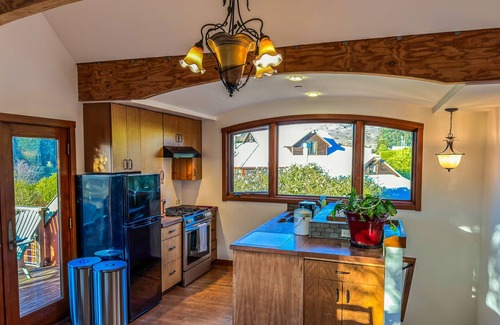 Point Reyes Station House | 2 Story House with Nature Views 5-min Walk to Downtown Point Reyes