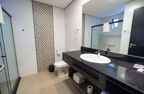 Foz do Iguacu Hotel | 2 Superior Triple Double – Cheerful Stay for 6 Guests with Double + Single Beds