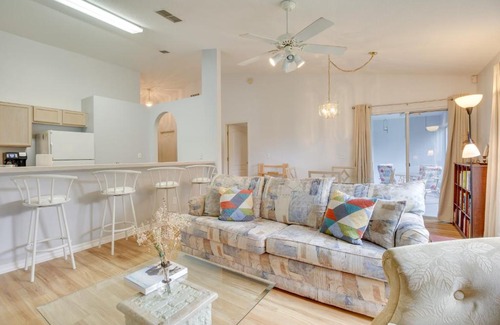 Minneola Apartment | 20 Mi to Disney Condo with Pool Access in Clermont!