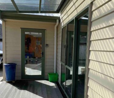 Hamilton Apartment | 20 on Gresham