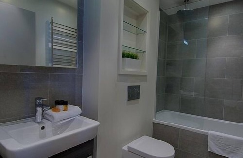 South Richmond Apartment | 20 The Quadrant - 2 bedroom apartment