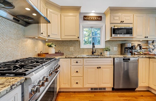 Hewitt House | 200Ft of Lakefront, Hot Tub, Game Room, Multi-Level Patios & Views for Days