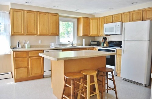 Snug Harbor House | 2024 ~ NOW BOOKING SUMMER WEEKS ~ Snug Harbor - Great Family Getaway!