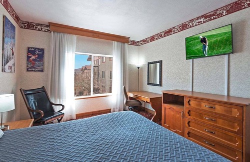 Zermatt Hotel | 209 4-Star Zermatt Resort King Hotel Suite