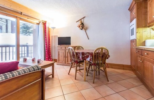 Arc-1800 Apartment | 20m from ski slopes, 2nd floor, tv, ski locker, 37m², Les Arcs