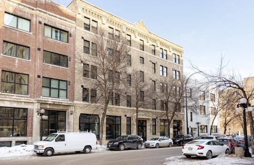 Exchange District Condo | (211) Market Ave Exchange District +Entire 2BR 1BATH+ Fast Wifi (139)
