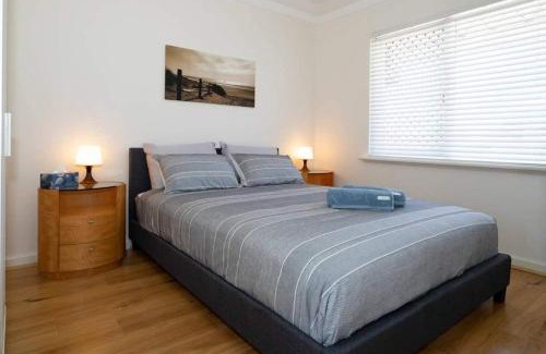 Rivervale Apartment | 23 Burswood Comfort Walk To Crown & Optus