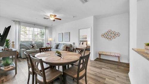Windsor Palms House | 2303 Butterfly Palm #102