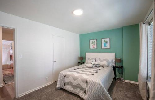 Downtown Salt Lake City Apartment | 237 Center Place