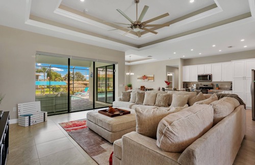 Yacht Club Villa | 25% Fall Discount! Get Your Fins Salty!
