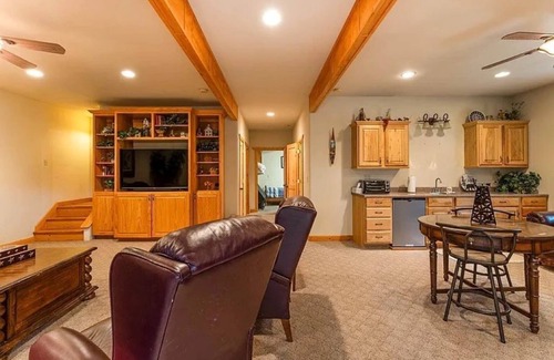 Guadalupita House | 25%off-HotTub-Fire Pit-AngelFire Stunning Mountain View’s
