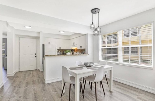 Boca Raton Apartment | 260A - Boca Retreat w/Pool, Parking, Near Evert Tennis & Shops