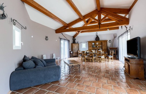 Signes Villa | 270 m² Villa ∙ 6 bedrooms ∙ 12 guests