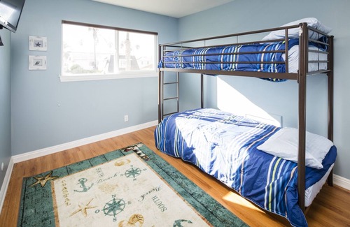 Pierpont Bay House | 2834SR Coastal Pool Retreat in the Ventura Keys!