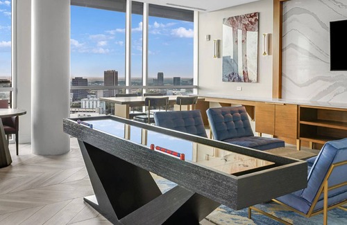 Luckie-Marietta District Resort | 2b resort suite big-city living with a side of Southern charm