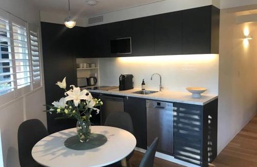 Greenwich Apartment | 2BDR Brand New Apt Moments from RNSh St Leonards