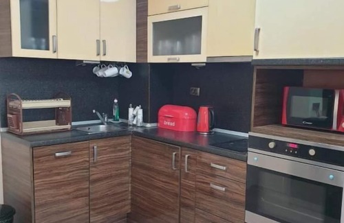 Lozenets Apartment | 2Bed Apartment Sleeps 6 - Wifi & On-Site Parking