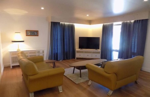 Armidale Apartment | 2Bed Creekland Cottage by Twodogfolly