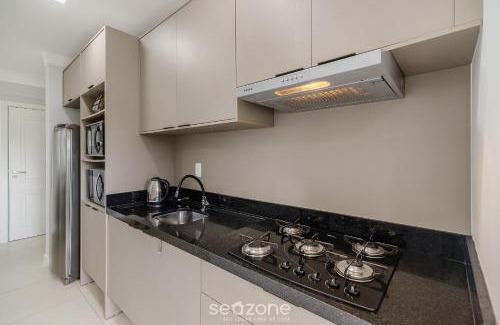 Tabuleiro dos Oliveiras Apartment | 2BR apt w/BBQ 750m from beach – RVN2003