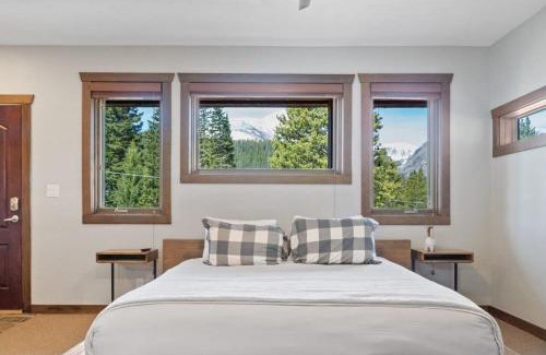 Breckenridge House | 2BR Blue River Home withStunning Views