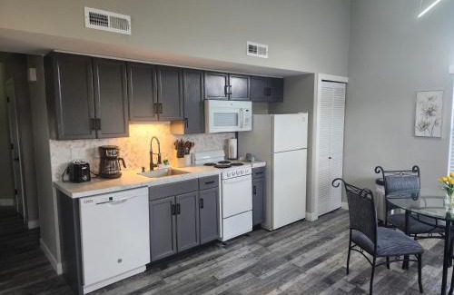 Downtown Branson Apartment | 2BR Cozy Condo - Located at Fall Creek Resort - FREE TICKETS INCLUDED - FC 53-5