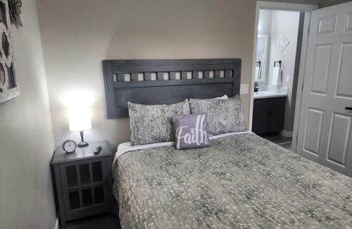 Downtown Branson Apartment | 2BR Cozy Condo - Located at Fall Creek Resort - FREE TICKETS INCLUDED - FC 53-5