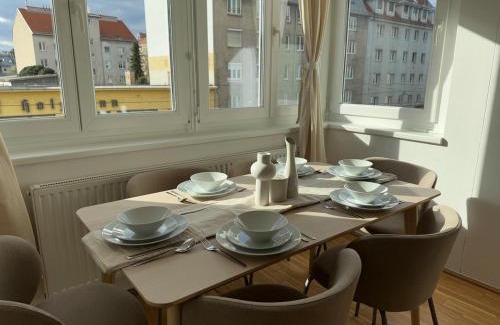 Floridsdorf Apartment | 2BR, Danube, Central, U6 & S-Bahn - Axara Housing BRN 16
