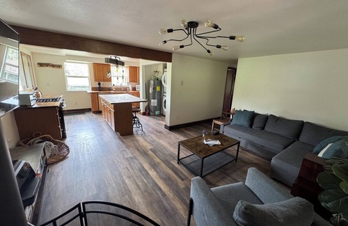 Evergreen Apartment | 2BR garden level apartment close to red rocks, hiking, skiing