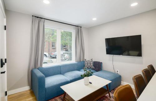 Queen Village Apartment | 2BR in Heart of Queen Village - walk to everything!