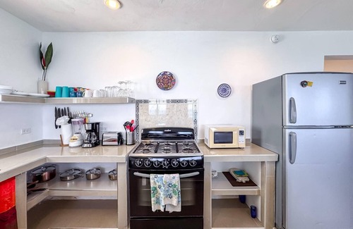 Colonia Meteorologico Condo | 2BR Ocean View w/Shared Rooftop Pool