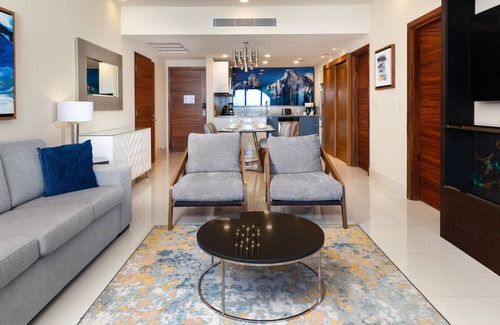 San Jose del Cabo Resort | ✩ 2BR Suite ✩ 1776ft² ✩ Private Terrace ✩ Convenient Drive from Airport✩