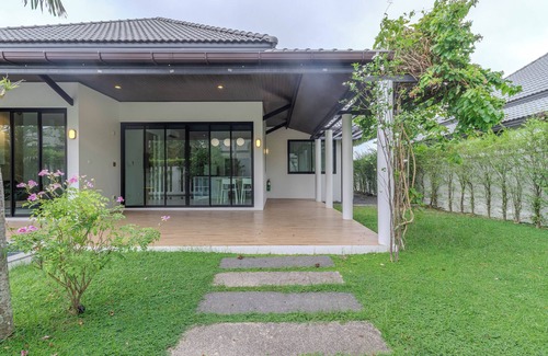Cherngtalay Villa | 2BR with Pool & Garden Near Beach V242