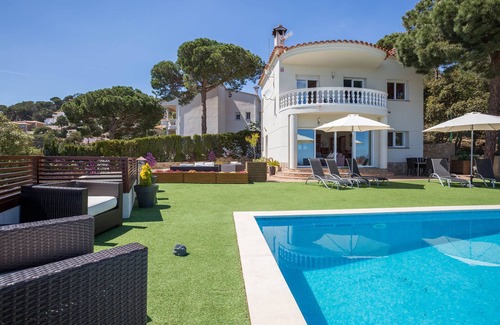 Lloret de Mar Villa | 2BRA01 - House with private pool and stunning sea views located near the beach