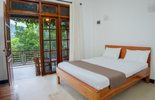 Ella Bed & Breakfast | 3 Arch Villa