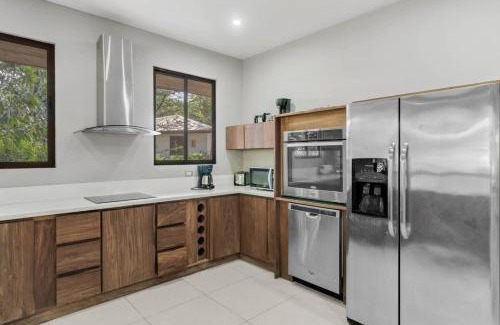 Potrero House | 3-BD Beauty 1 Block from Beach