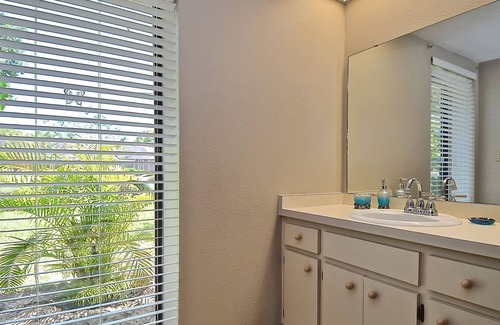 Lake Sarasota House | 3 BDRM 2 BTHRM House w/ Heated Pool - close to everything in Sarasota