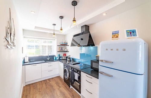 Bankend Cottage | 3 Bed Cottage-Sleeps 6-Garden-Free Parking