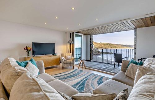 Cawsand Apartment | 3 Bed in Cawsand 74300