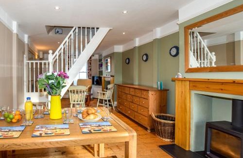 Whitstable House | 3 Bed in Whitstable WCC07