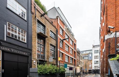 Little Venice Apartment | 3 Bed Penthouse Hoxton Square london with Terrace