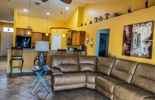 Mariner House | 3 bedroom/2 bath/pool/spanLocated in NE Cape Coral