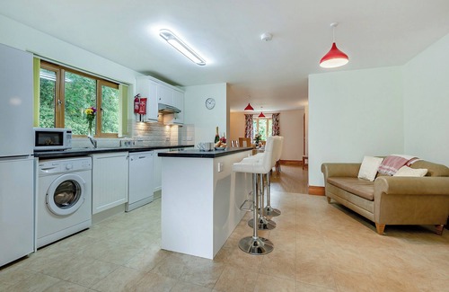 Woolland Cottage | 3 bedroom accommodation in Blandford Forum