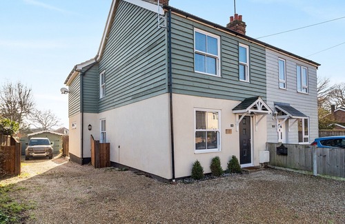 Layer Marney Cottage | 3 bedroom accommodation in West Mersea