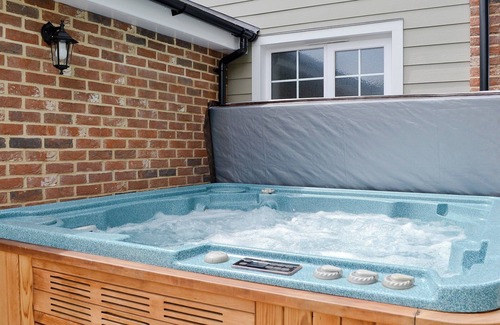 Stowmarket Cottage | 3 bedroom accommodation in Pettaugh, near Stowmarket