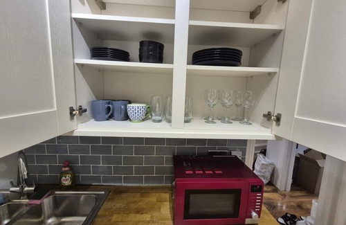 Greenwich West Apartment | 3-bedroom apartment in amazing London with WiFi