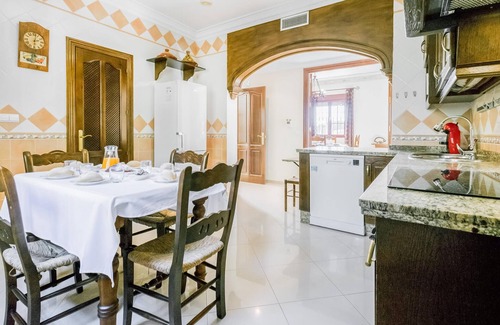 Casariche House | 3 bedroom awesome home in Casariche