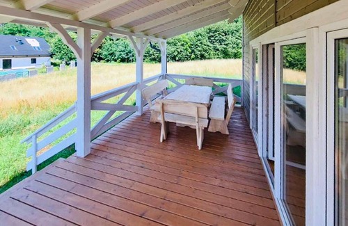 Czarna Dabrowka House | 3 bedroom awesome home in Jasien