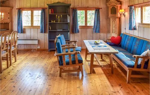 Oystre Slidre House | 3 Bedroom Cozy Home In Heggenes